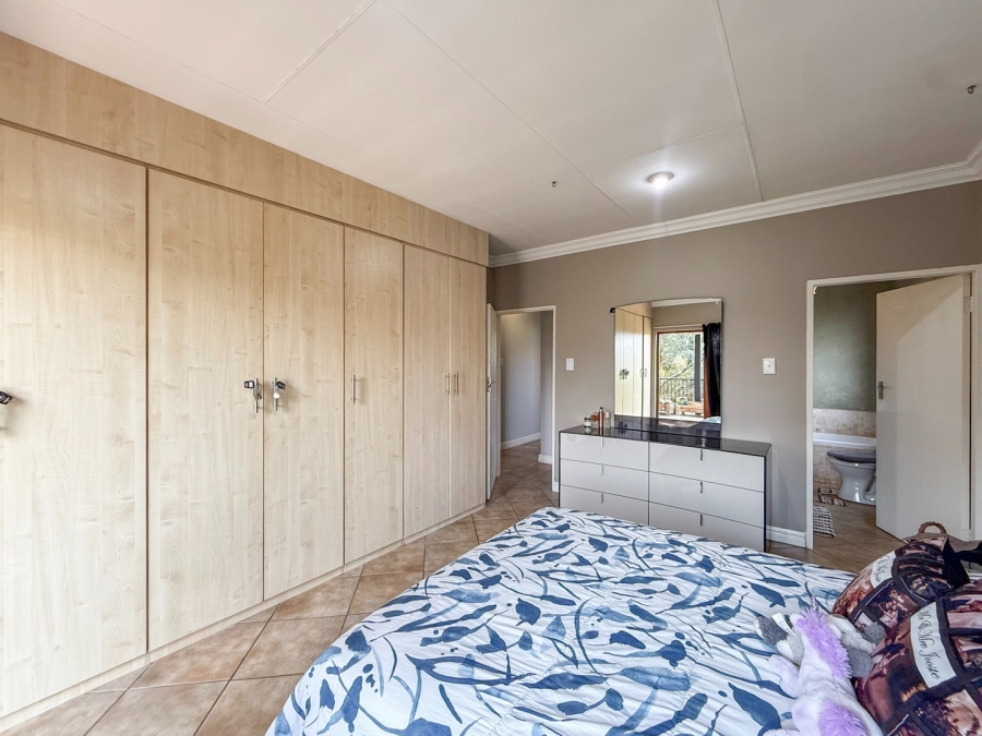 3 Bedroom Property for Sale in The Coves North West